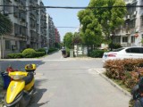 周邊配套實(shí)施齊全，南北通透，居家首選